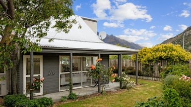 9 Alta Place, Frankton, Queenstown