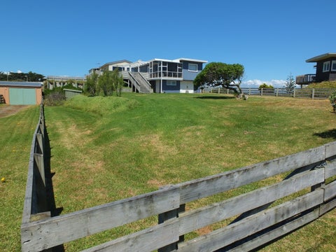 35 Nelson Street, Foxton Beach, Foxton