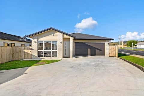 208 Clevedon Road, Papakura, Papakura