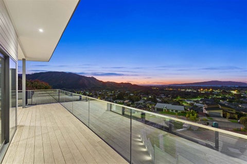 95 Kakariki Grove, Waikanae