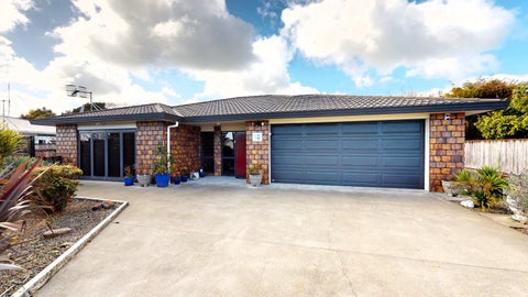 112 Weraroa Road, Levin, Levin