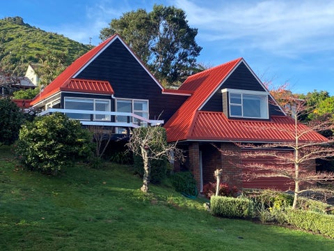 75 Huia Street, Waikanae