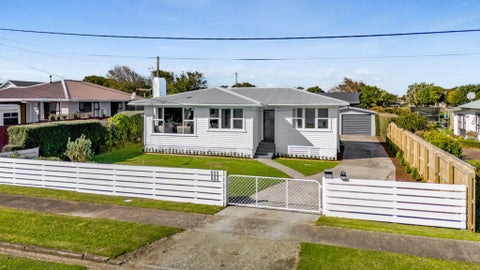111 Puriri Street, Hawera