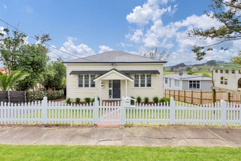 4 Nelson Street, Helensville, Helensville