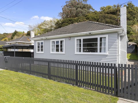 195 Wellington Road, Wainuiomata, Lower Hutt