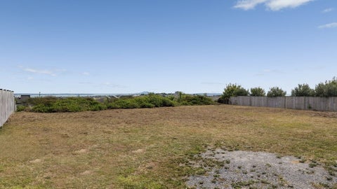 22 Motukaraka Drive, Beachlands, Auckland