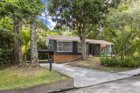 18 Ngaio Road, Titirangi, Auckland