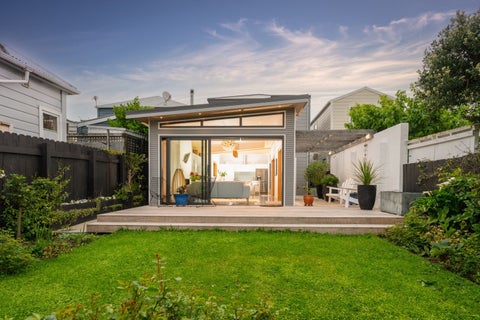 35 Queen Street, Mount Victoria, Wellington