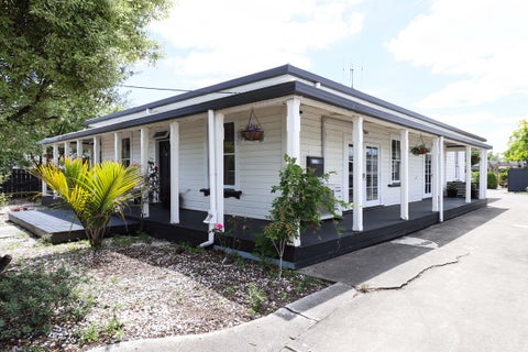 8 Victoria Street, Carterton
