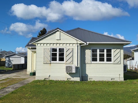 129 Derby Street, Westport, Westport