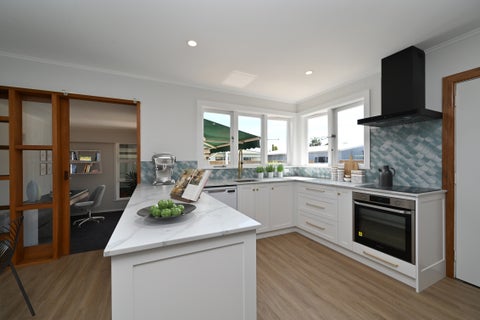 2/55 FLANDERS AVENUE, Onekawa, Napier