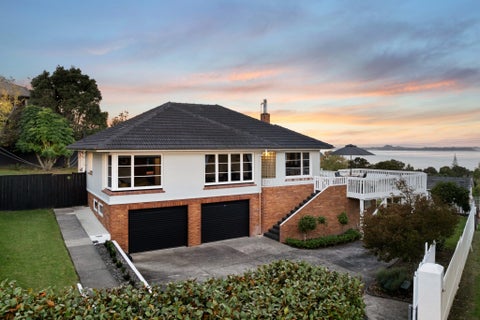 34 Endeavour Street, Blockhouse Bay, Auckland