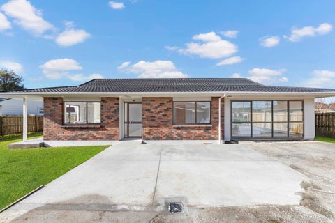 1/14 Sturges Road, Henderson, Auckland