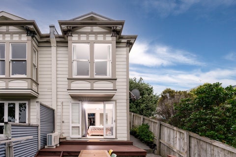 24 Charlotte Avenue, Brooklyn, Wellington