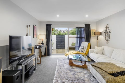 2/24 Champion Street, Edgeware, Christchurch