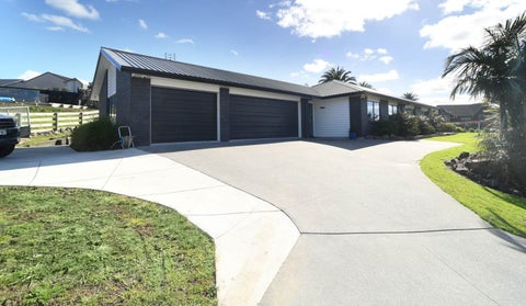 97 Solan Drive, Waimauku, Waimauku