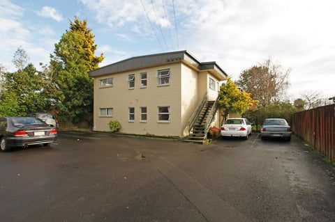 2/17 May Street, Hamilton East, Hamilton