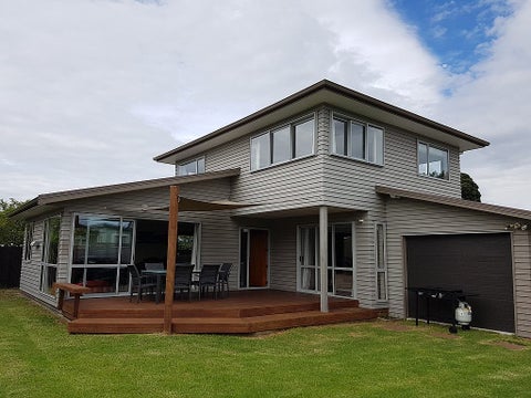 220B Given Avenue, Whangamatā