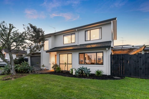 12 Coventry Way, Long Bay, Auckland
