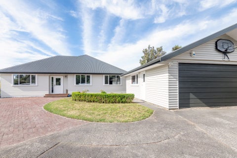 9 Paparangi Crescent, Paparangi, Wellington