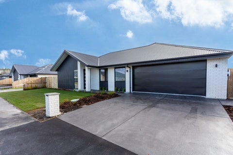 15 Millhaven Place, Casebrook, Christchurch