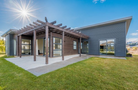 3 Matipo Street, Wanaka