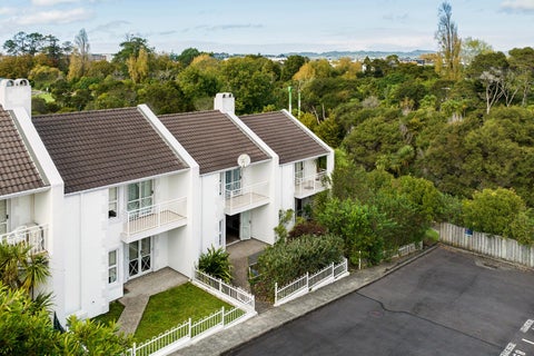95 Winery Way, Henderson, Auckland