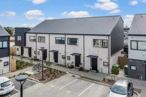 35 Ivy Nola Way, Henderson, Auckland