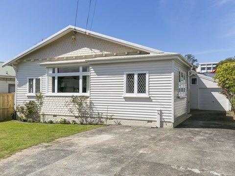 15 Campbell Street, Karori, Wellington