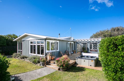 11 Kahika Street, Aramoana, Port Chalmers