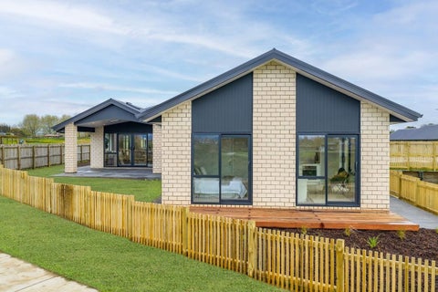19B Silverwood Lane, Leamington, Cambridge