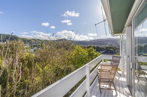 11A Florio Terrace, Tawa, Wellington