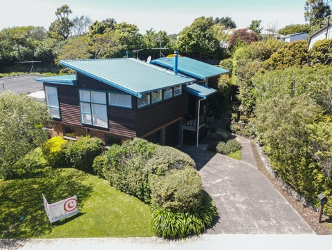 72 Churton Drive, Churton Park, Wellington