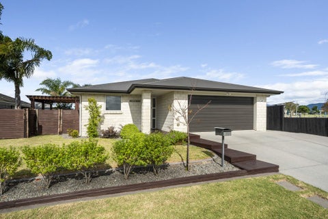 77 Golden Sands Drive, Papamoa Beach, Papamoa