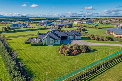 14 Landsborough Drive, Darfield, Darfield