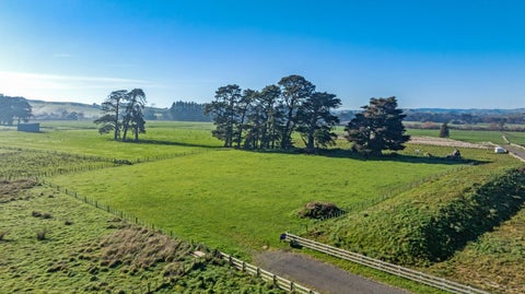 27 Latha Grove, Woodville