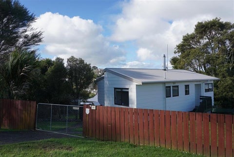 17 Elizabeth Drive, West Harbour, Auckland