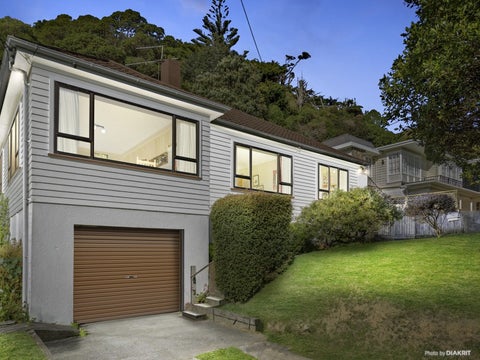 33 Burrows Avenue, Karori, Wellington