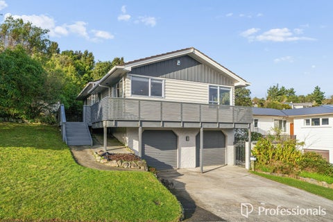 7 Timaru Grove, Kelson, Lower Hutt