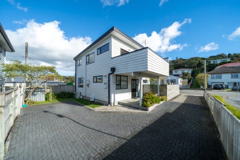 7B Phillip Street, Johnsonville, Wellington