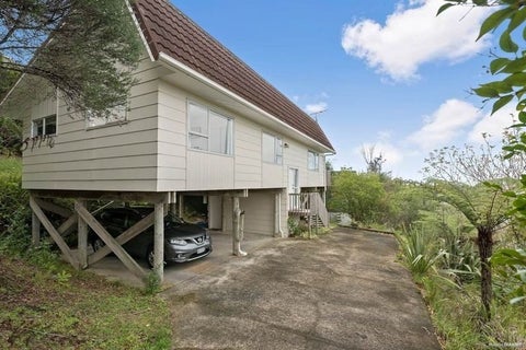 17 Stredwick Drive, Torbay, Auckland