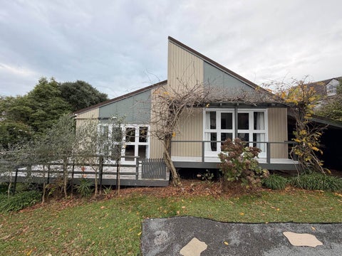13 Royal Viking Way, Lynfield, Auckland