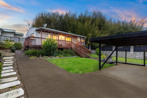 6A Powell Place, Henderson, Auckland