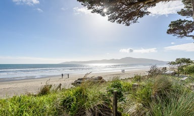 2/2 Kirkway, Raumati Beach, Paraparaumu