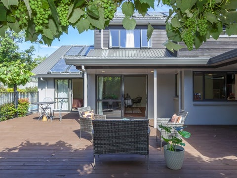 2 Pukatea Close, Raumati Beach, Paraparaumu