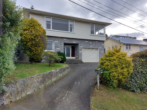11 Angell Street, Johnsonville, Wellington