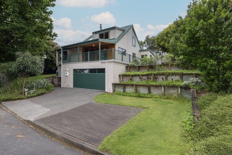 6 Fiesta Grove, Raumati Beach, Paraparaumu