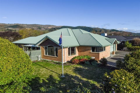 40 Heritage Crescent, Richmond, Richmond
