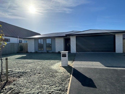33 Florence Drive, Lincoln, Lincoln