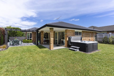 49 Lothian Brae, Wattle Downs, Auckland